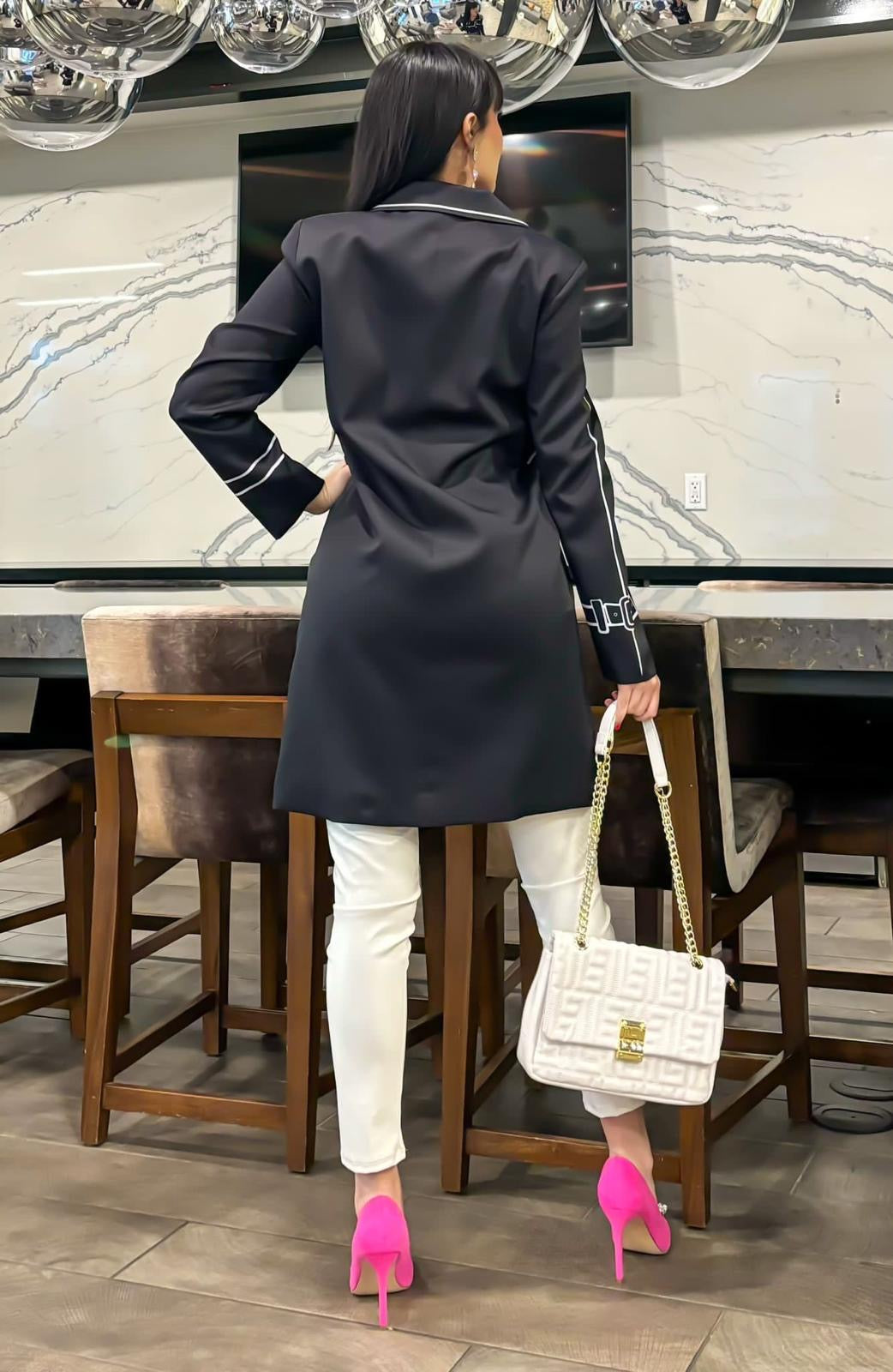 BLAZER Black or Beige